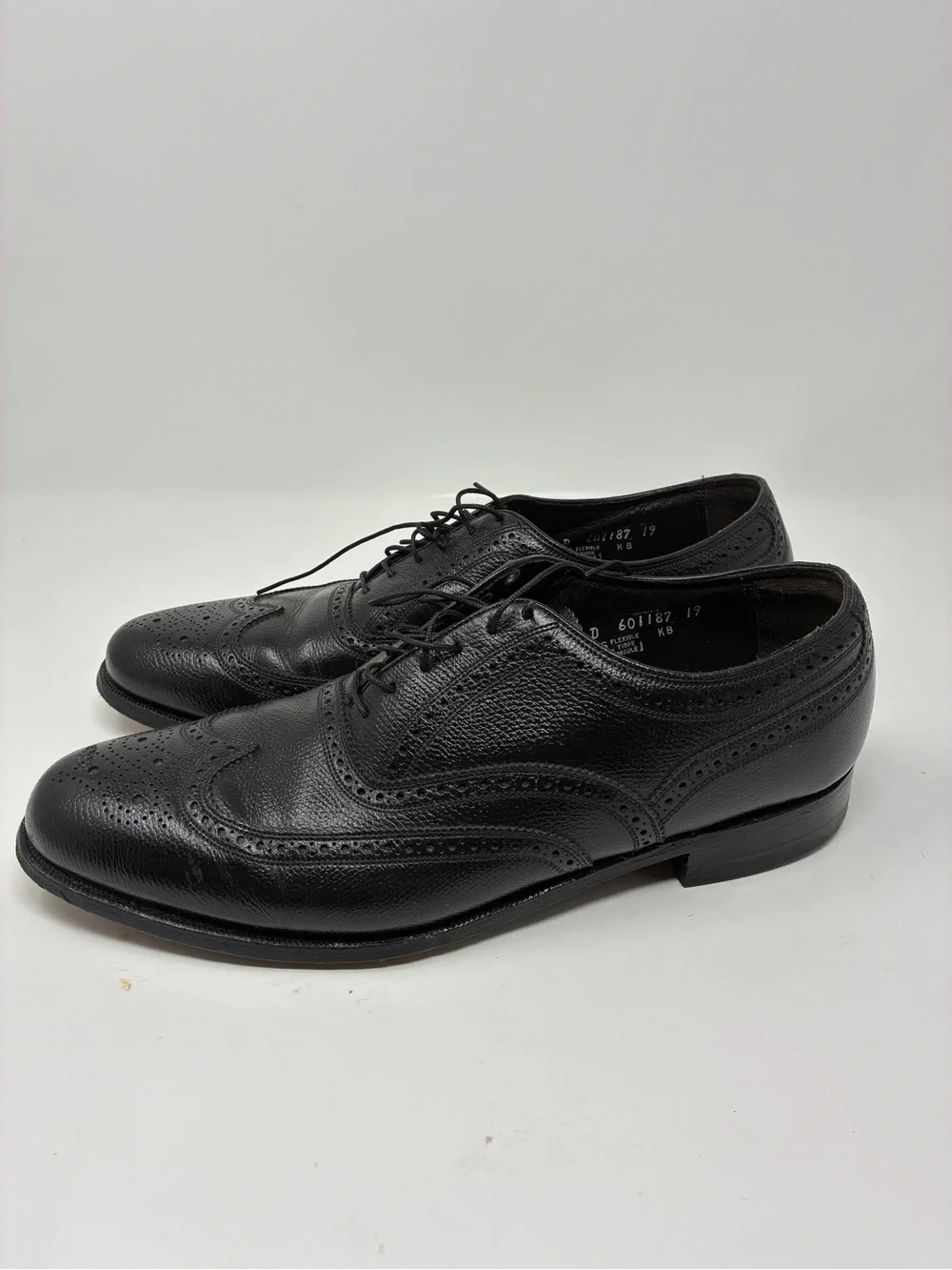 Florsheim Classic Black Genuine Leather Wingtip Oxford Dress Shoes - Men